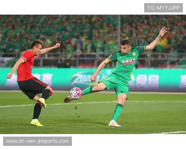 足球比赛中的犯规规则解析，如何避免无谓失误